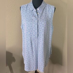 LIZ CLAIBORNE Printed Sleeveless Blouse in blue/white‎